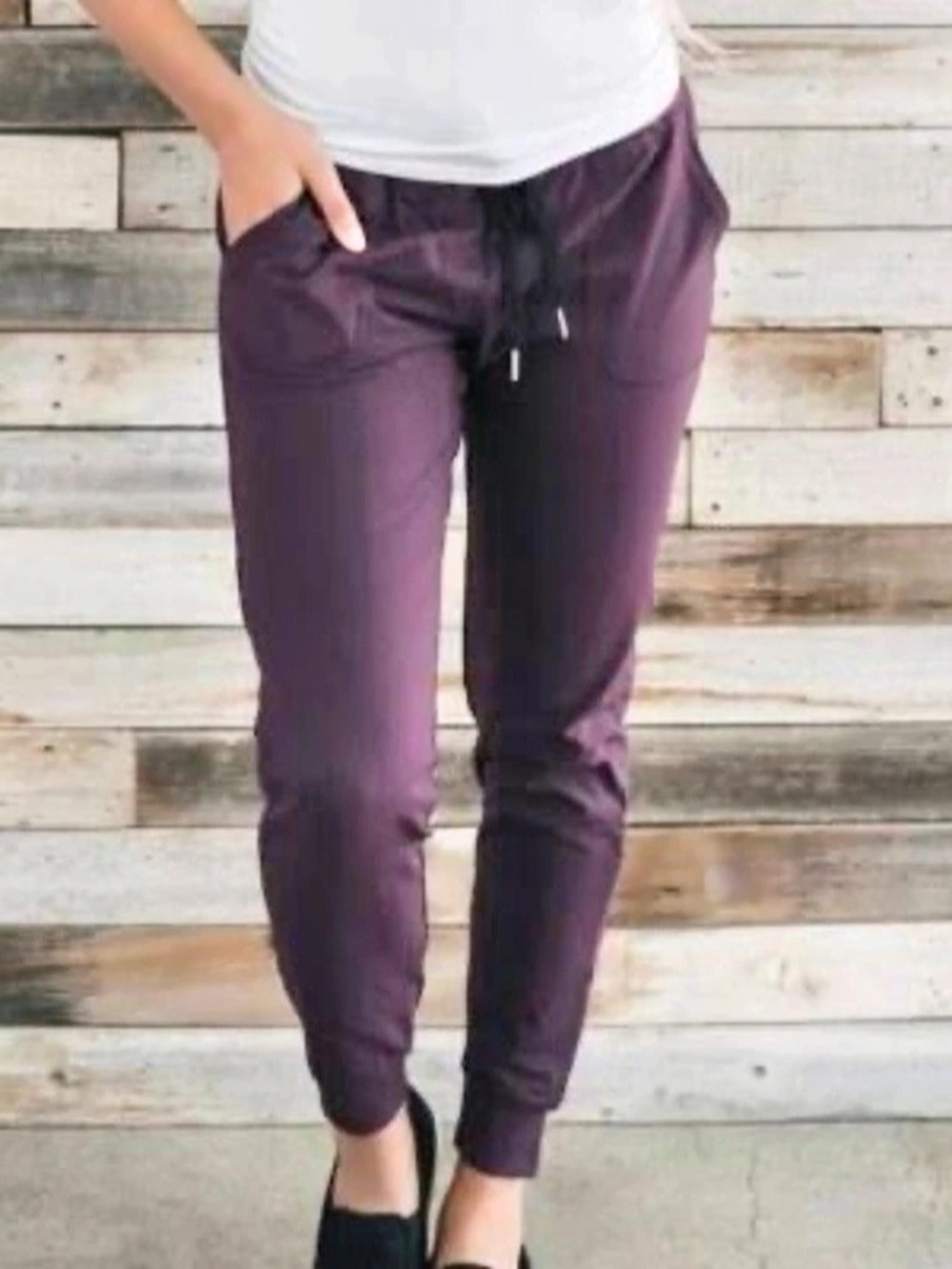 ZYIA Active Unwind Jogger Plum Jogger Pants